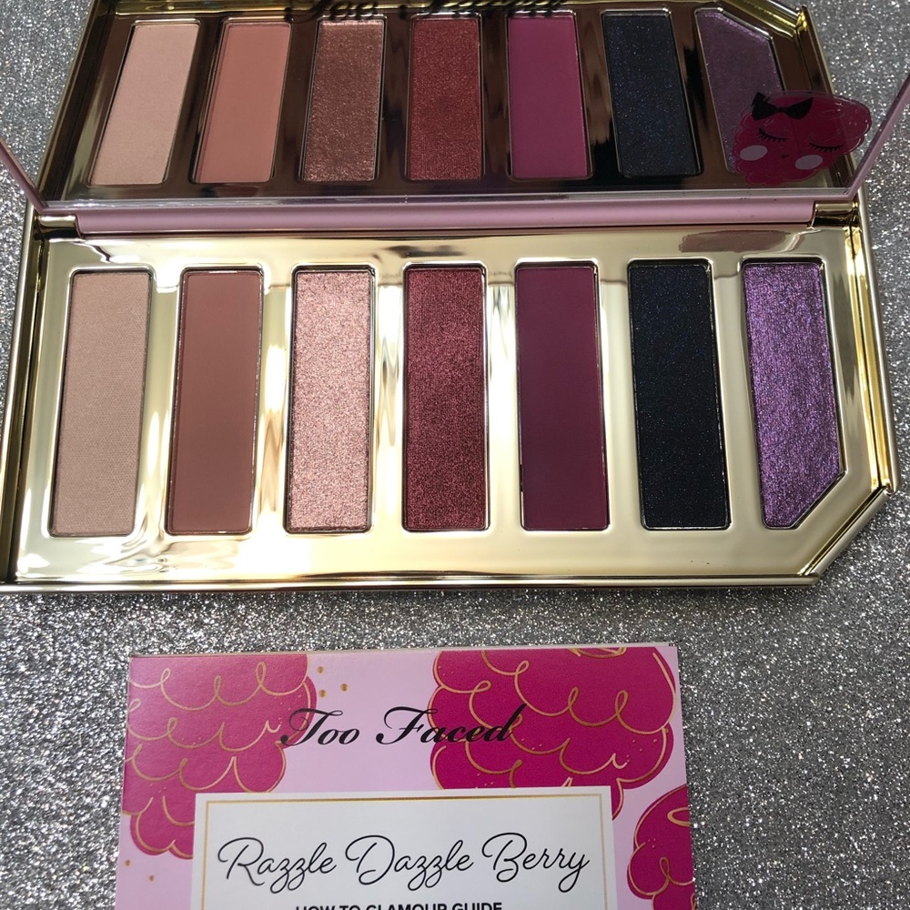 BNIB! Limited Edition! Discontinued! Too Faced Razzle Dazzle Berry Eyeshadow 🎨